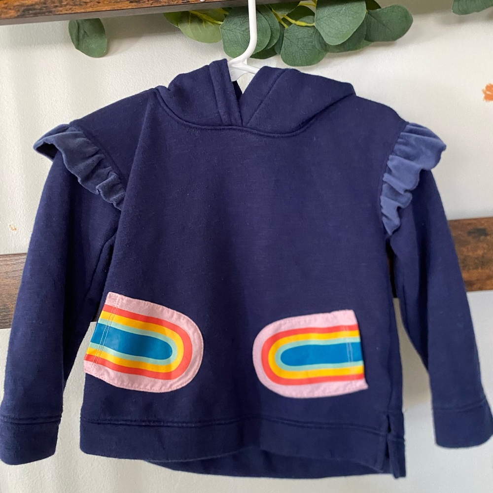 girls shirt.